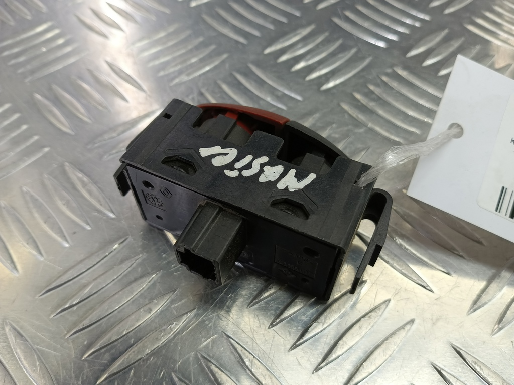 кнопка аварийной сигнализации Renault Master  252100991R, 860 рублей, Москва