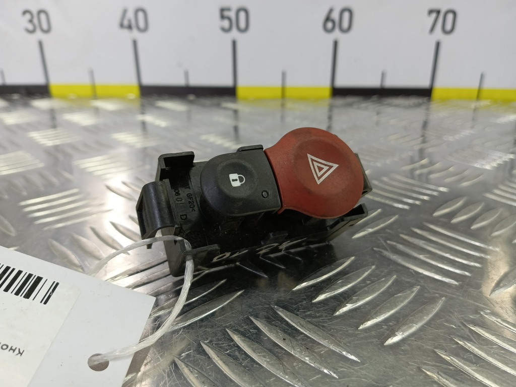 кнопка аварийной сигнализации Renault Kangoo  252105246R, 630 рублей, Москва