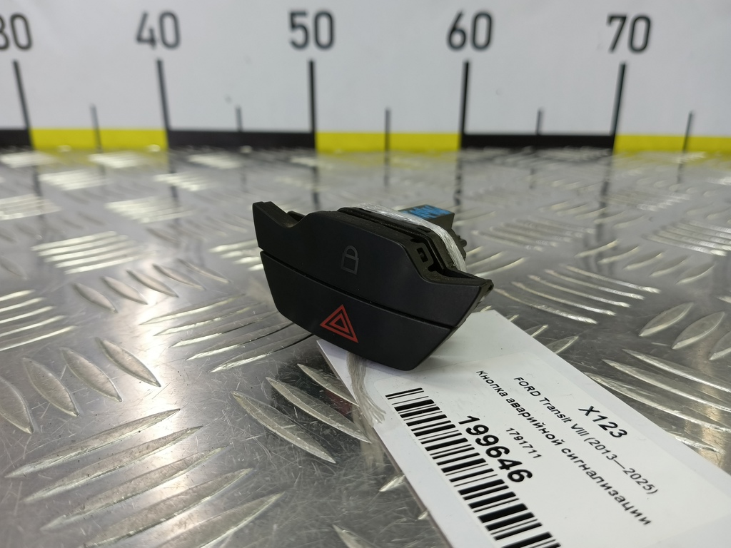 кнопка аварийной сигнализации FORD Transit  1791711, 980 рублей, Москва