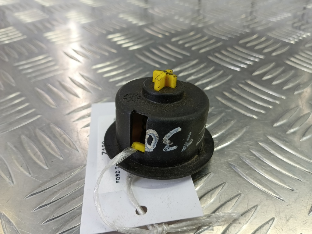 кнопка открывания багажника FORD Tourneo Connect  4552655, 980 рублей, Москва