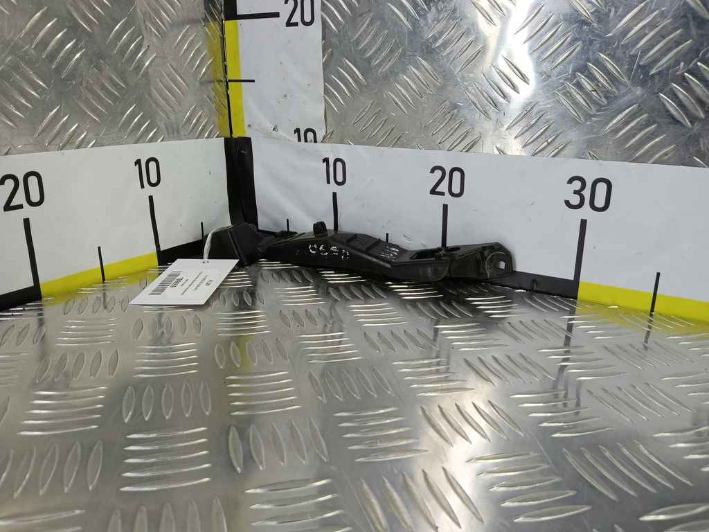 кронштейн бампера Kia Ceed  865141H000, 750 рублей, Москва