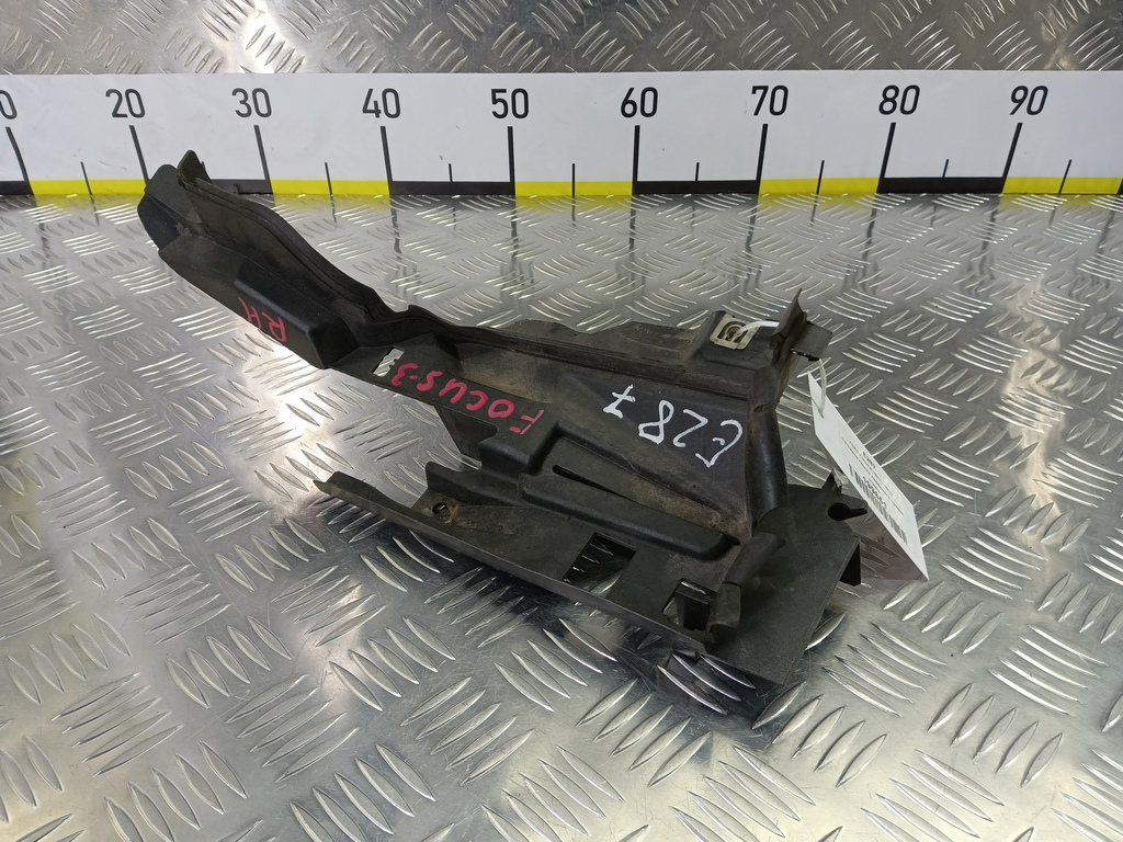 накладка крыла переднего FORD Focus  2135978, 1210 рублей, Москва