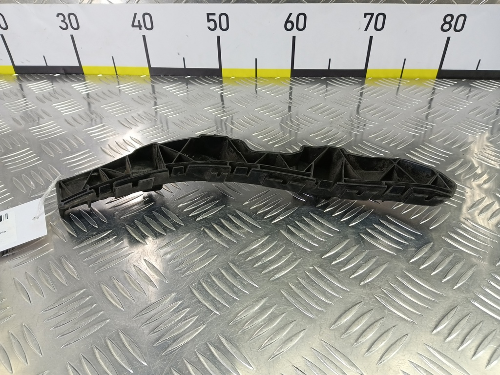 кронштейн бампера Kia Ceed  866131H000, 2010 рублей, Москва