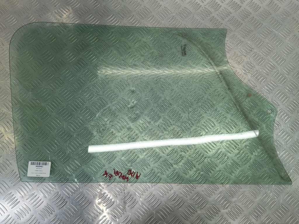 стекло двери Renault Master  803000709R, 3279 рублей, Москва