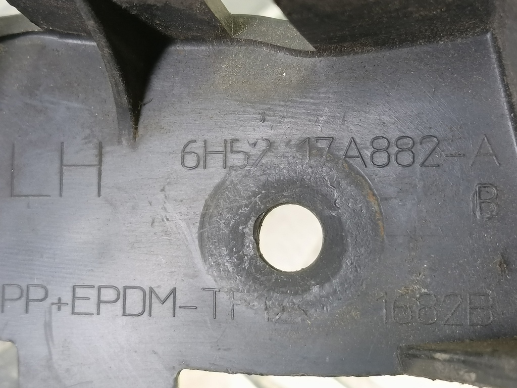 кронштейн бампера LAND ROVER FREELANDER 2.2 TD MT (150 л.с.)Freelander  II (2006—2010) Внедорожник LR002168, 3050 рублей, Москва