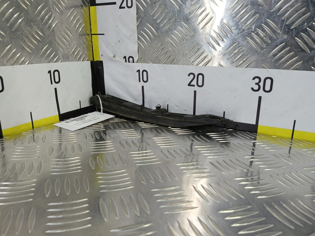 кронштейн бампера MITSUBISHI Space Star  MR913165, 1210 рублей, Москва