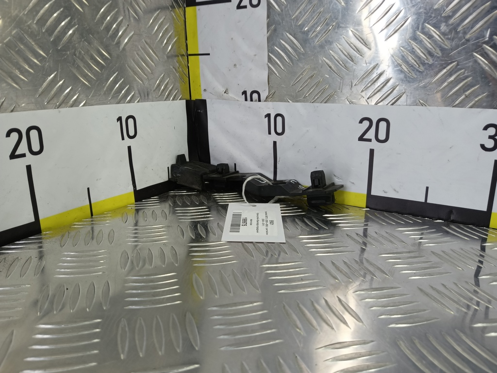 кронштейн бампера Hyundai GETZ 1.4 AT (97 л.с.)Getz  I рестайлинг (2005—2011) Хетчбэк 865911C300, 860 рублей, Москва