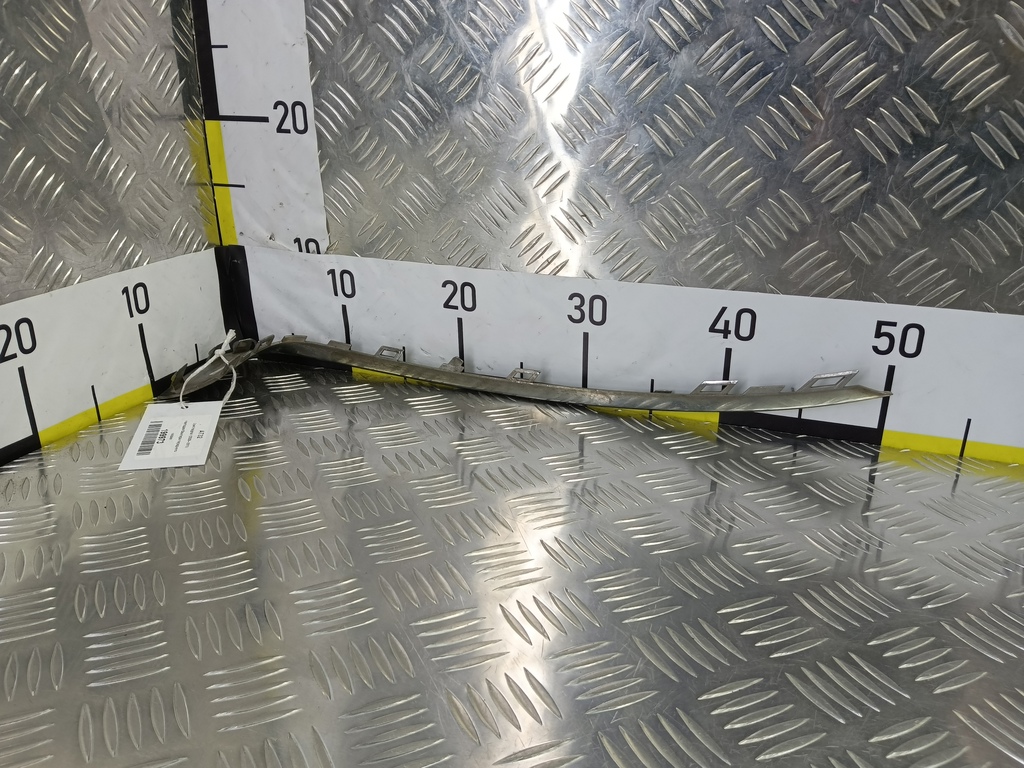 накладка бампера переднего Opel Insignia  1400461, 2130 рублей, Москва