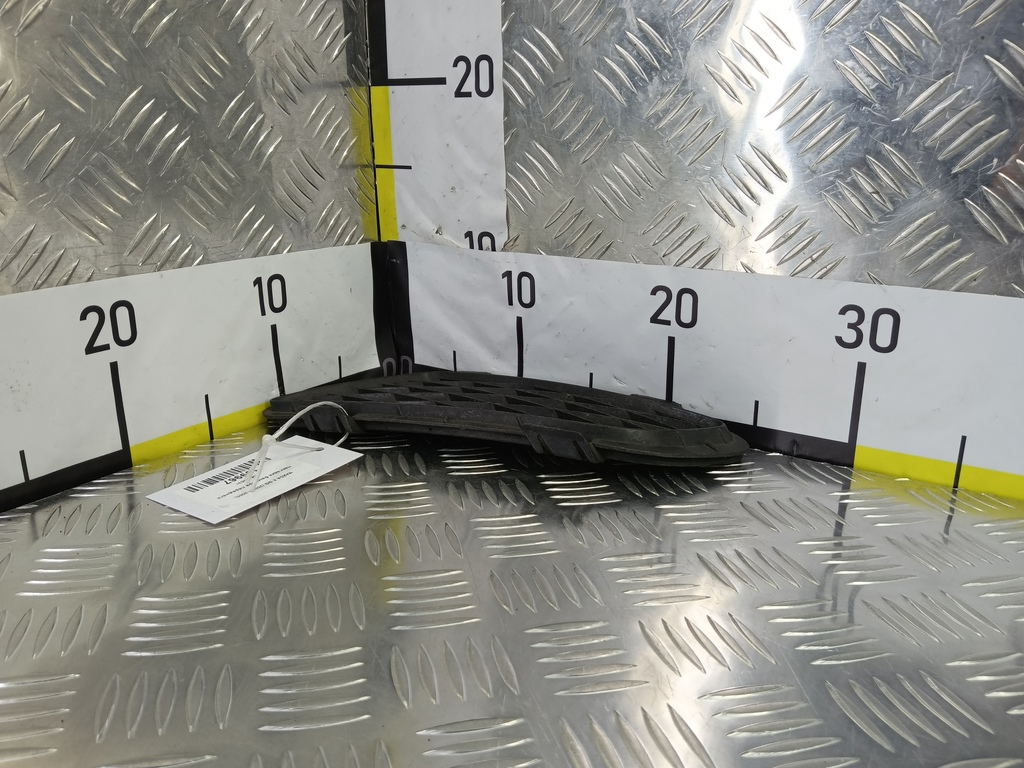 накладка бампера переднего MAZDA 6  GJ6A50C21, 860 рублей, Москва