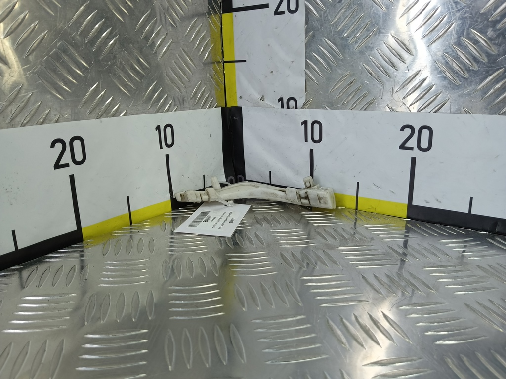 кронштейн бампера MAZDA 6  GJ6A50E12, 630 рублей, Москва