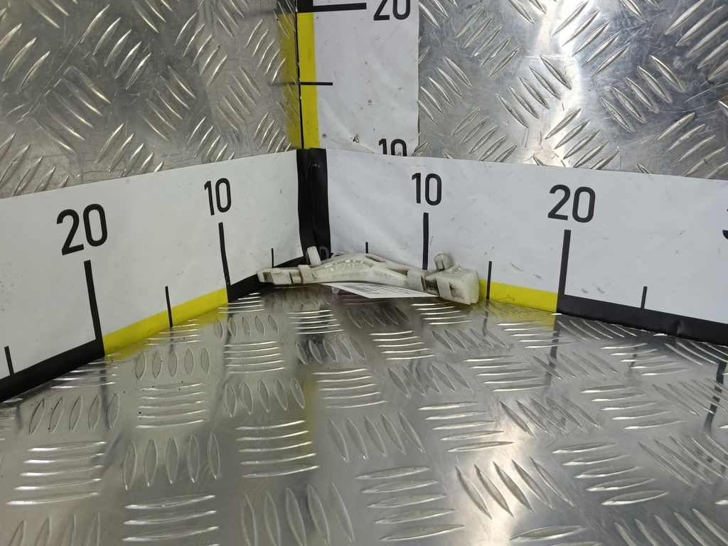 кронштейн бампера MAZDA 6  GJ6A50E12, 630 рублей, Москва