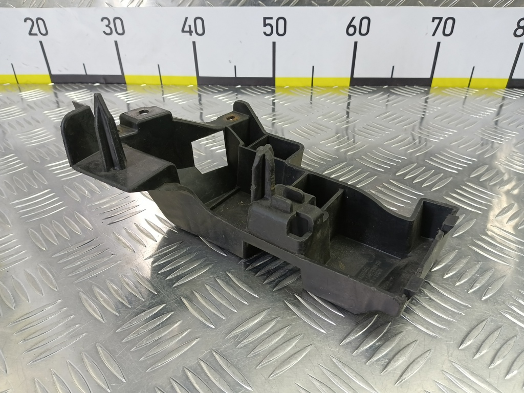 кронштейн бампера MAZDA 3  BN8V502B1, 860 рублей, Москва