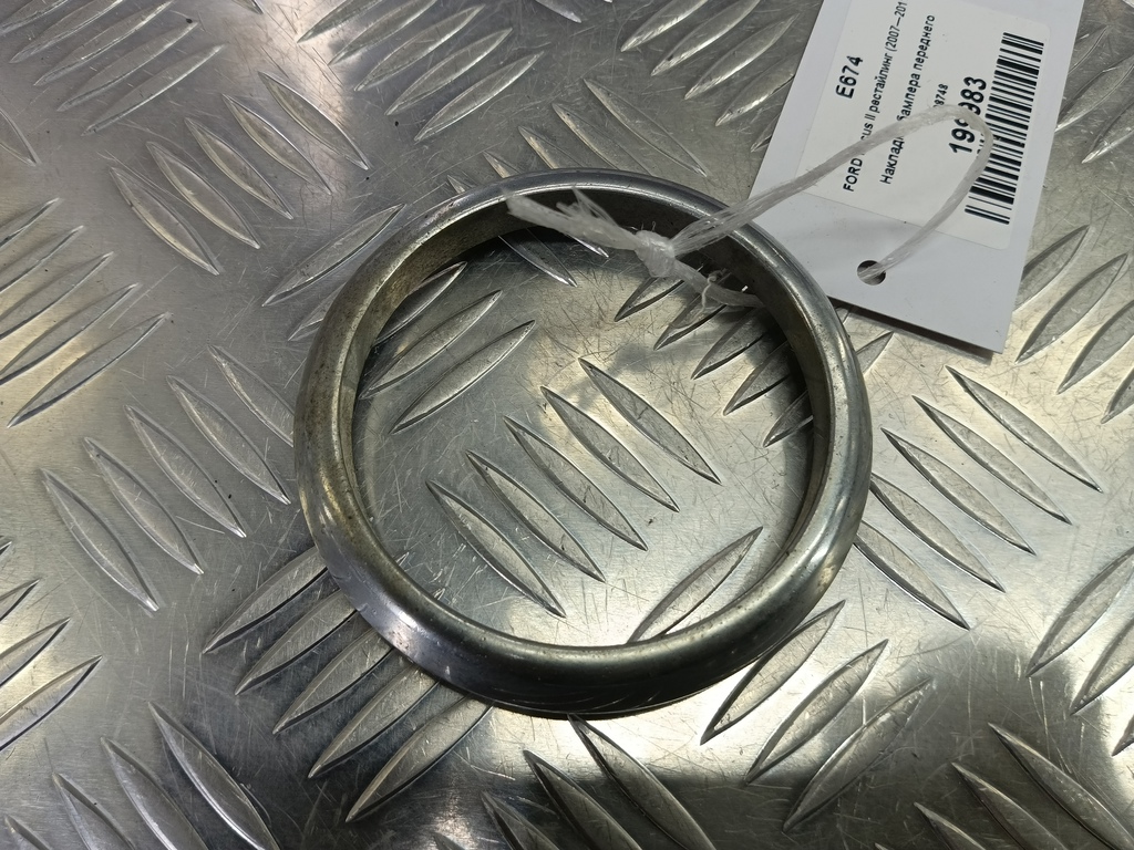 накладка бампера переднего FORD Focus Focus 1528748, 980 рублей, Москва