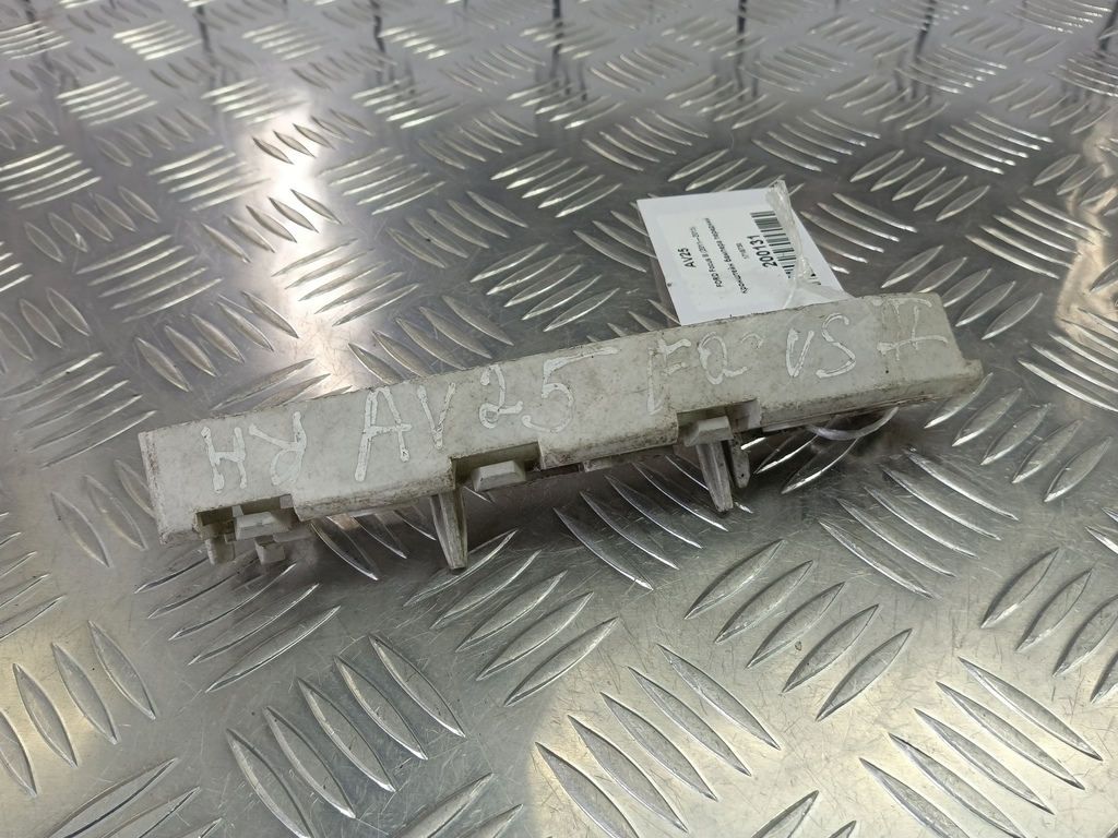 кронштейн бампера FORD Focus  1718730, 750 рублей, Москва