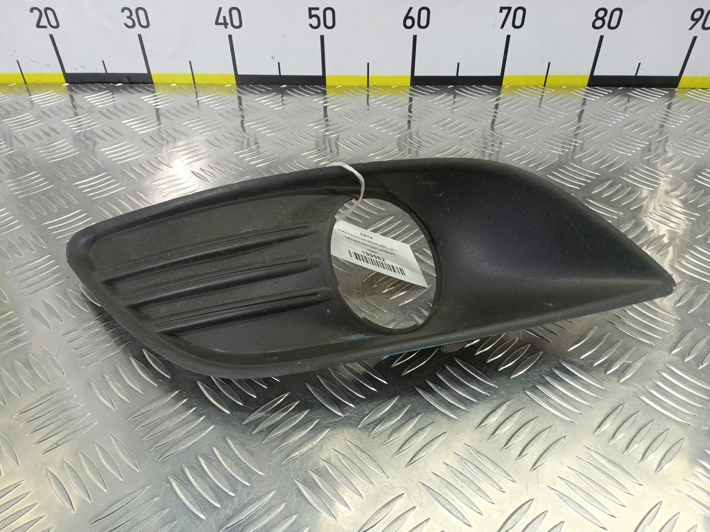 накладка бампера переднего FORD Focus Focus 1528561, 860 рублей, Москва