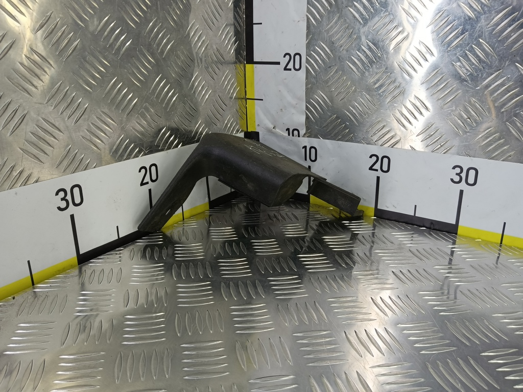 накладка порога MAZDA CX-7  EG2151PJ0C, 3850 рублей, Москва