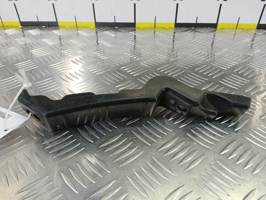 кронштейн бампера Kia Ceed  865181H500, 630 рублей, Москва