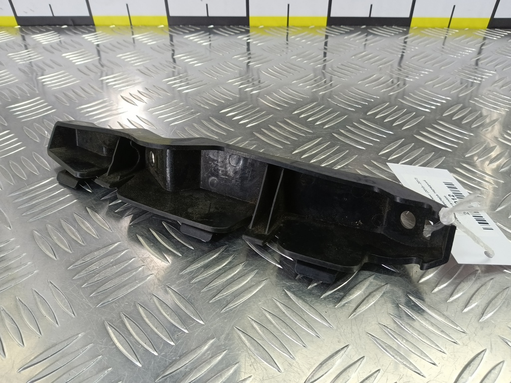 кронштейн бампера Kia Ceed  865181H500, 630 рублей, Москва