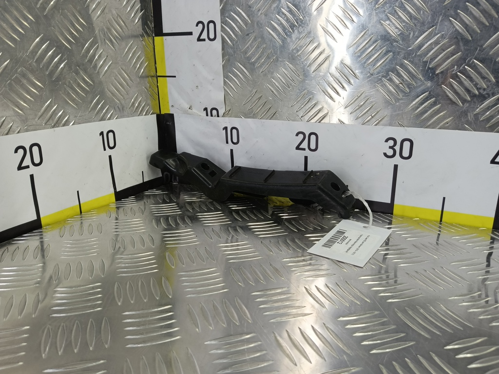 кронштейн бампера Kia Ceed  865181H500, 630 рублей, Москва