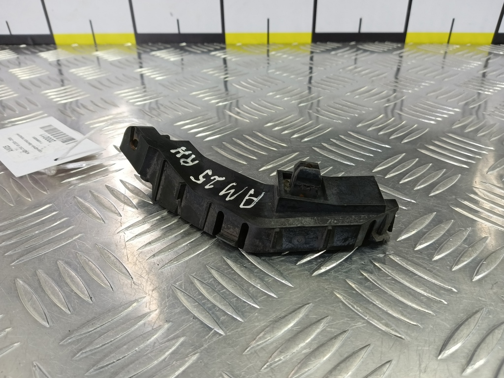 кронштейн бампера HONDA Civic 1.8 MT (140 л.с.)Civic  VIII (2005—2009) Хетчбэк 71193SMGE00, 2010 рублей, Москва