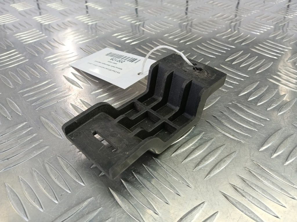 кронштейн бампера Kia Ceed  866811H500, 520 рублей, Москва