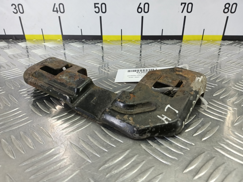 кронштейн бампера Hyundai TUCSON  865812E000, 1210 рублей, Москва