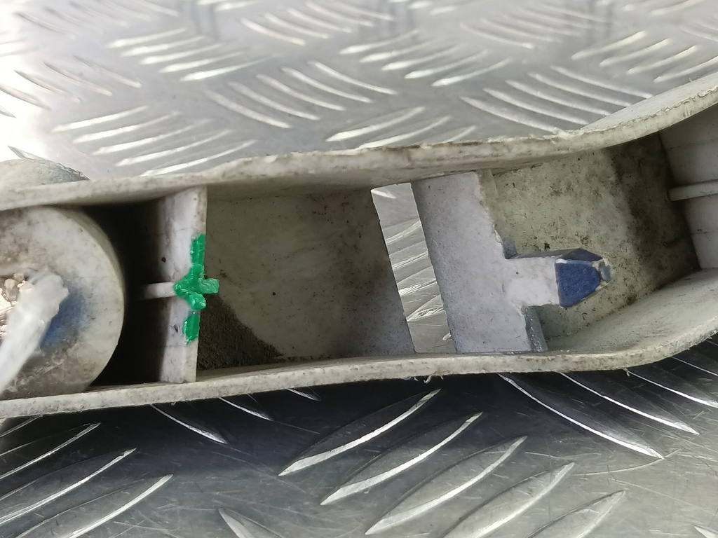 кронштейн бампера FORD Focus Focus 1337336, 630 рублей, Москва