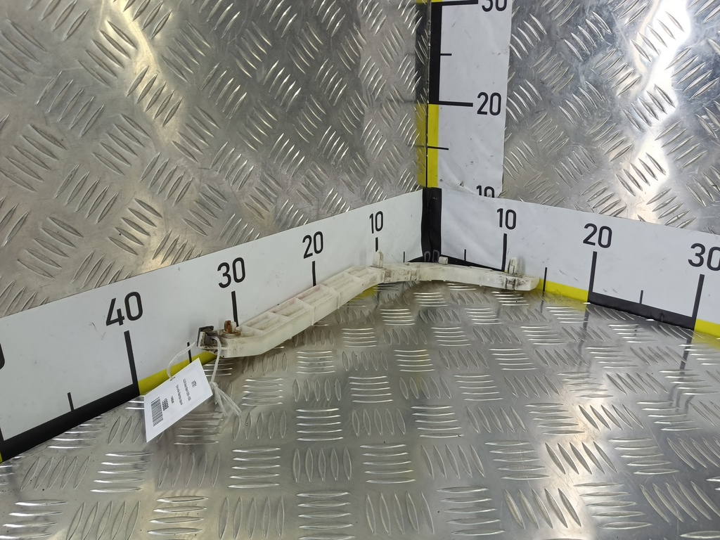 кронштейн бампера SUZUKI Grand Vitara 2.0 4WD AT (140 л.с.)Grand Vitara  II (2005—2008) Внедорожник 7184065J00, 1090 рублей, Москва