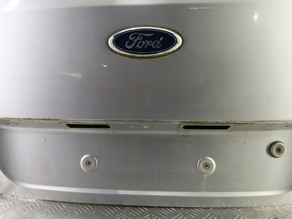 крышка багажника FORD Fusion 1.4 MT (80 л.с.)Fusion  I рестайлинг (2005—2012) Хетчбэк 1756576, 45250 рублей, Москва