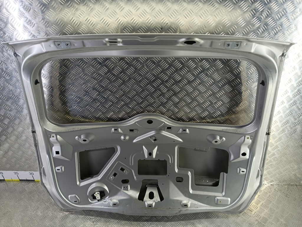 крышка багажника FORD Fusion 1.4 MT (80 л.с.)Fusion  I рестайлинг (2005—2012) Хетчбэк 1756576, 45250 рублей, Москва