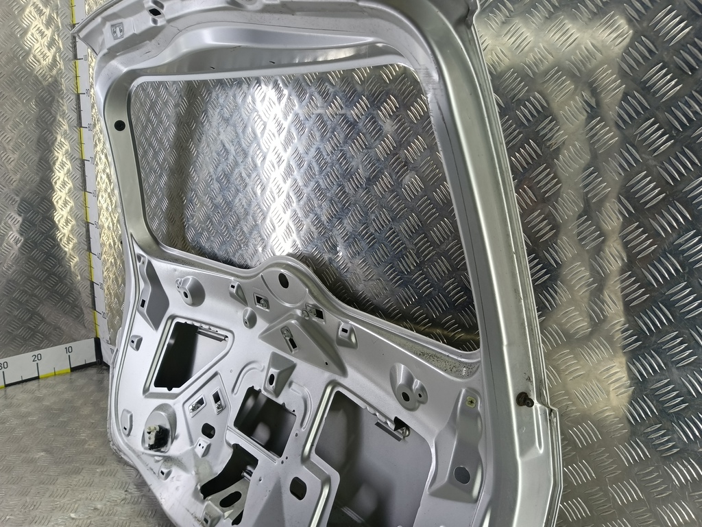 крышка багажника FORD Fusion 1.4 MT (80 л.с.)Fusion  I рестайлинг (2005—2012) Хетчбэк 1756576, 45250 рублей, Москва