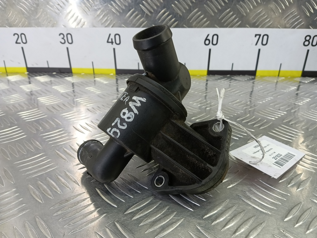 корпус термостата Volkswagen Crafter  03L121111AB, 860 рублей, Москва