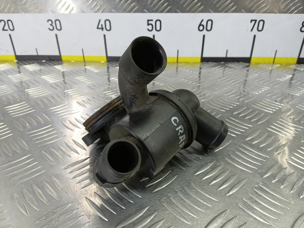 корпус термостата Volkswagen Crafter  03L121111AB, 860 рублей, Москва