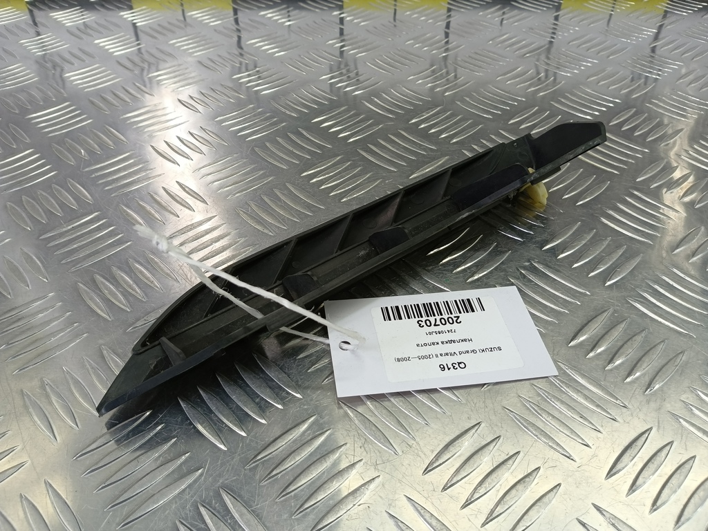 накладка капота SUZUKI Grand Vitara 2.4 MT (169 л.с.)Grand Vitara  II рестайлинг (2008—2012) Внедорожник 7241065J01, 520 рублей, Москва