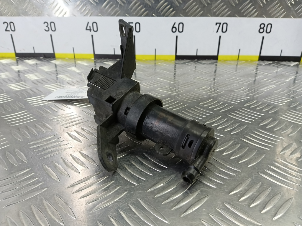 форсунка омывателя фар SUZUKI Grand Vitara 2.4 MT (169 л.с.)Grand Vitara  II рестайлинг (2008—2012) Внедорожник 3915665J01, 4430 рублей, Москва