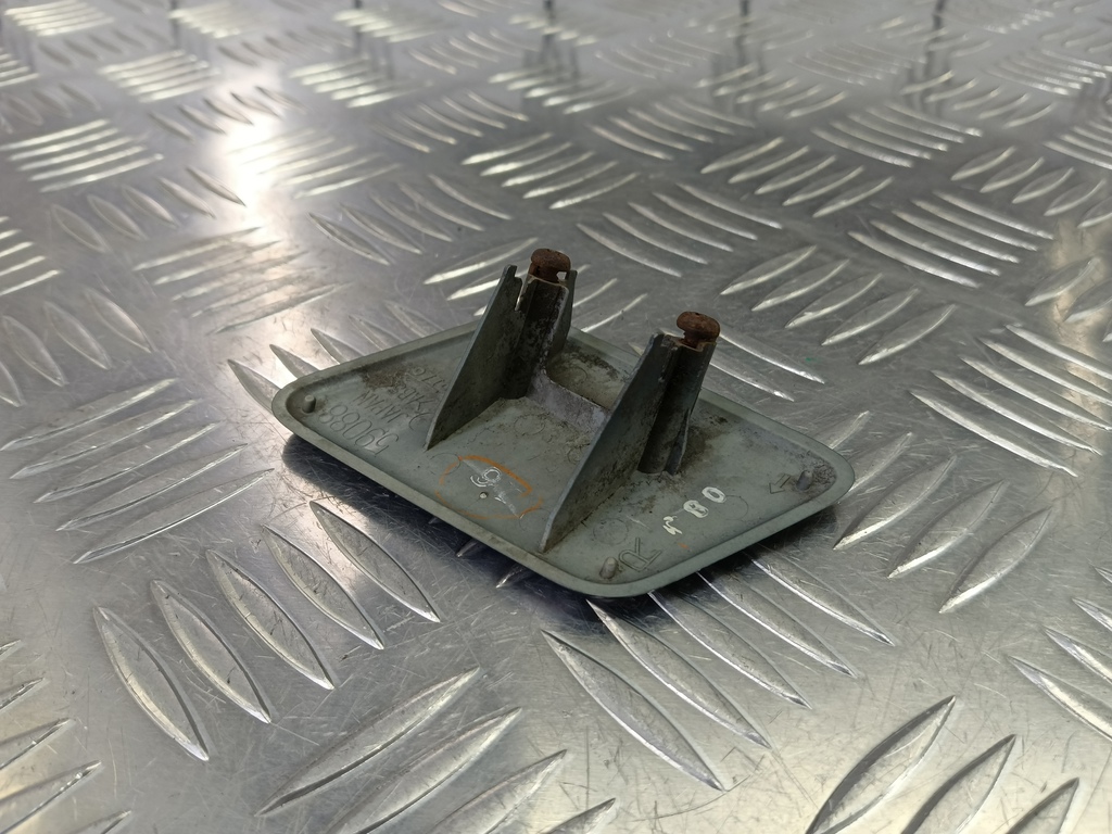 крышка форсунки омывателя SUZUKI Grand Vitara 2.4 MT (169 л.с.)Grand Vitara  II рестайлинг (2008—2012) Внедорожник 3915365J00, 2010 рублей, Москва