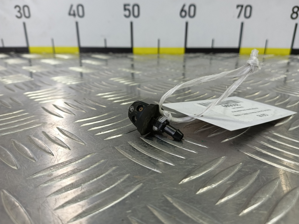 форсунка омывателя SUZUKI Grand Vitara 2.4 MT (169 л.с.)Grand Vitara  II рестайлинг (2008—2012) Внедорожник 3848065J00, 520 рублей, Москва