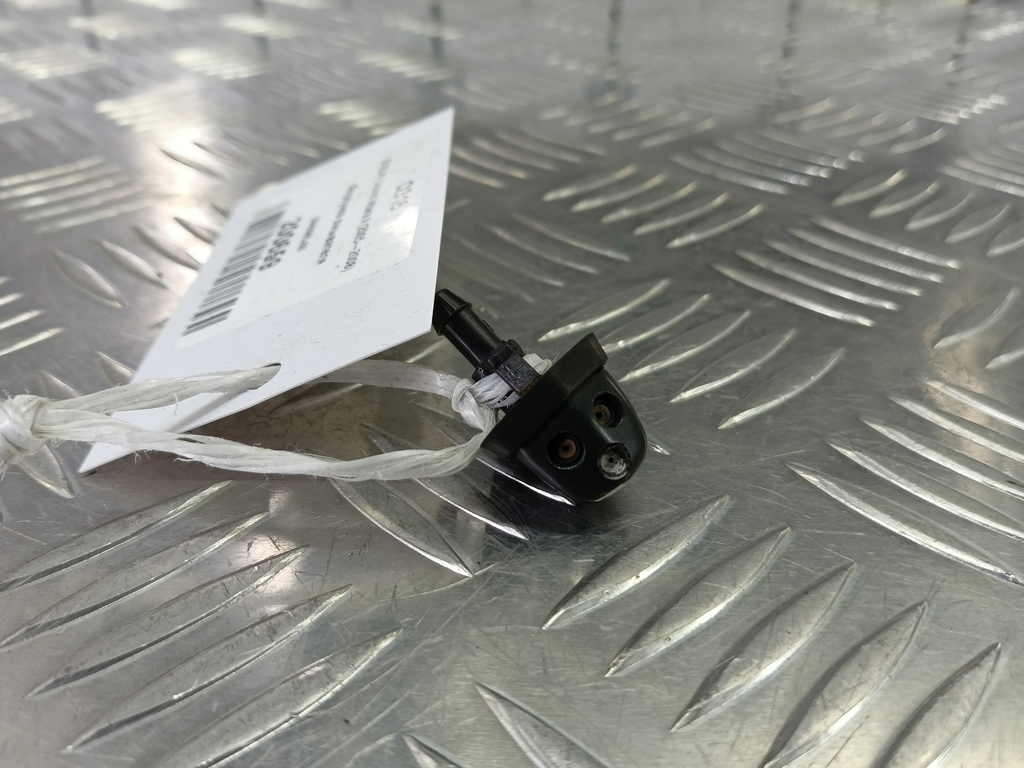 форсунка омывателя SUZUKI Grand Vitara 2.4 MT (169 л.с.)Grand Vitara  II рестайлинг (2008—2012) Внедорожник 3848065J00, 520 рублей, Москва