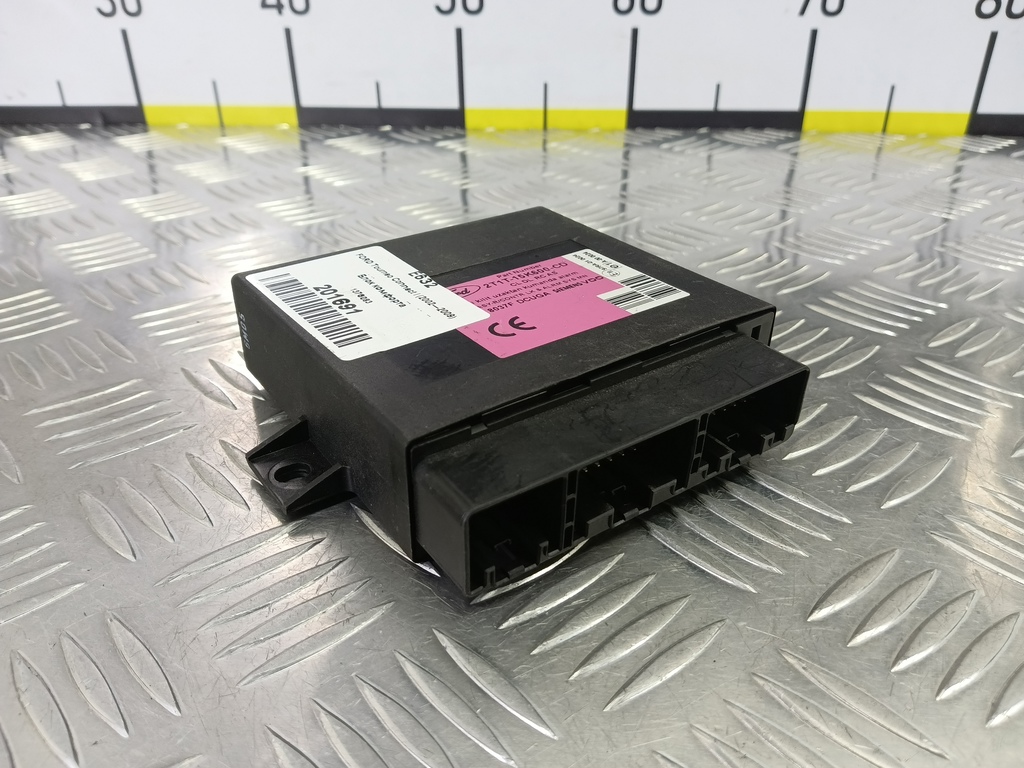 блок комфорта FORD Tourneo Connect  1376083, 1550 рублей, Москва