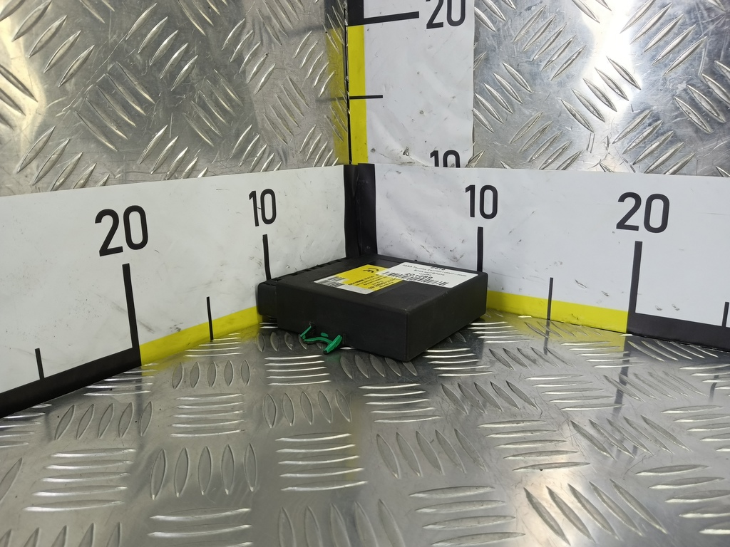 блок управления центральным замком FORD Tourneo Connect  1376082, 750 рублей, Москва