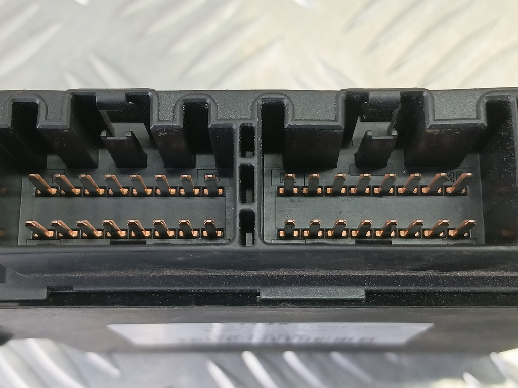 блок управления центральным замком FORD Tourneo Connect  1376082, 750 рублей, Москва