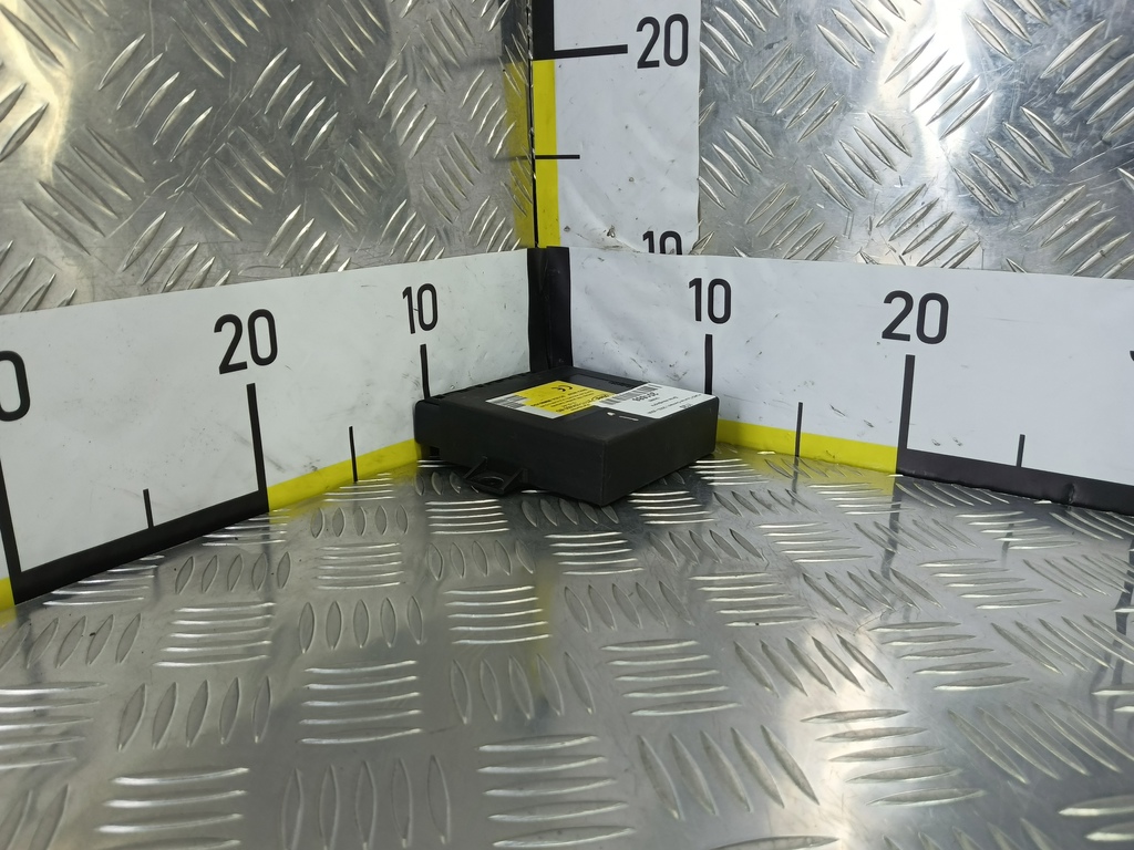 блок управления центральным замком FORD Tourneo Connect  1376082, 750 рублей, Москва