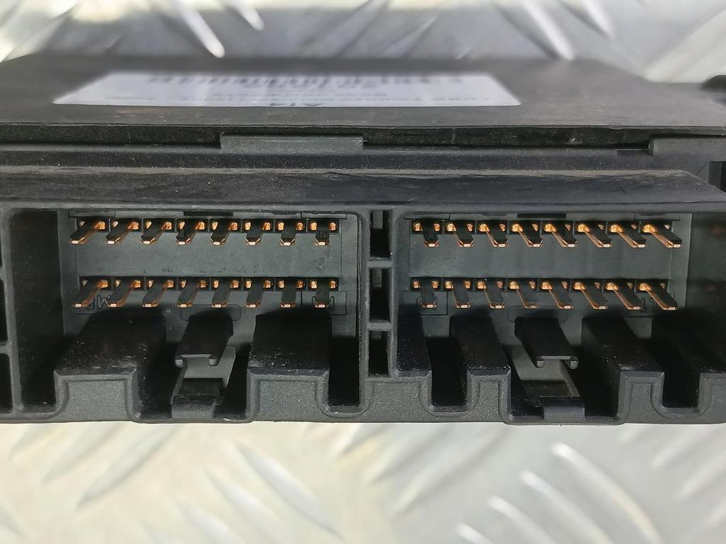 блок управления центральным замком FORD Tourneo Connect  1376082, 750 рублей, Москва