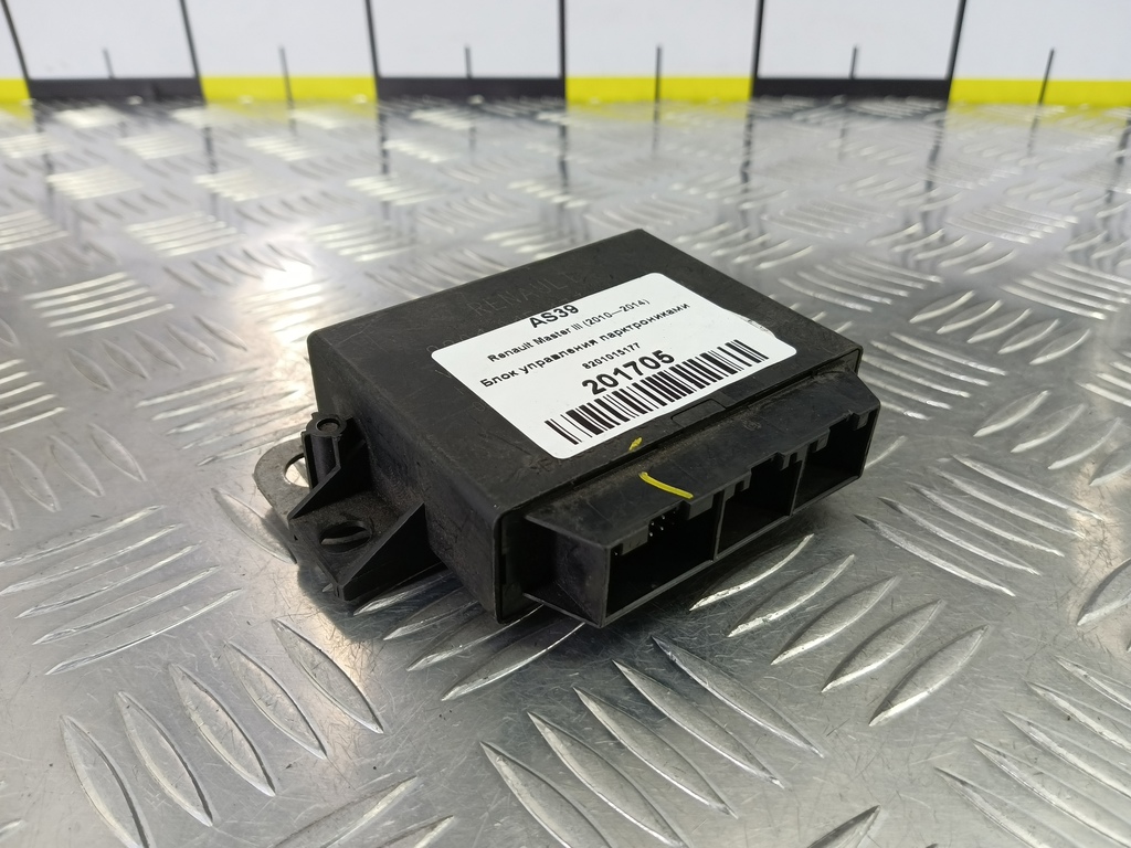 блок управления парктрониками Renault Master  8201015177, 1320 рублей, Москва