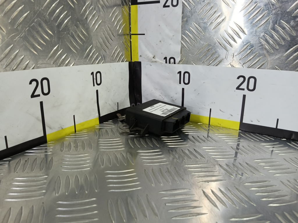 блок управления парктрониками Renault Master  8201015177, 1320 рублей, Москва