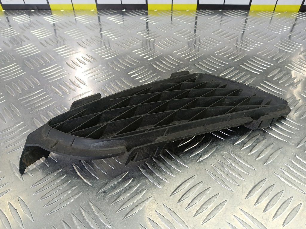 накладка бампера переднего MAZDA 6  GJ6A50C11, 630 рублей, Москва