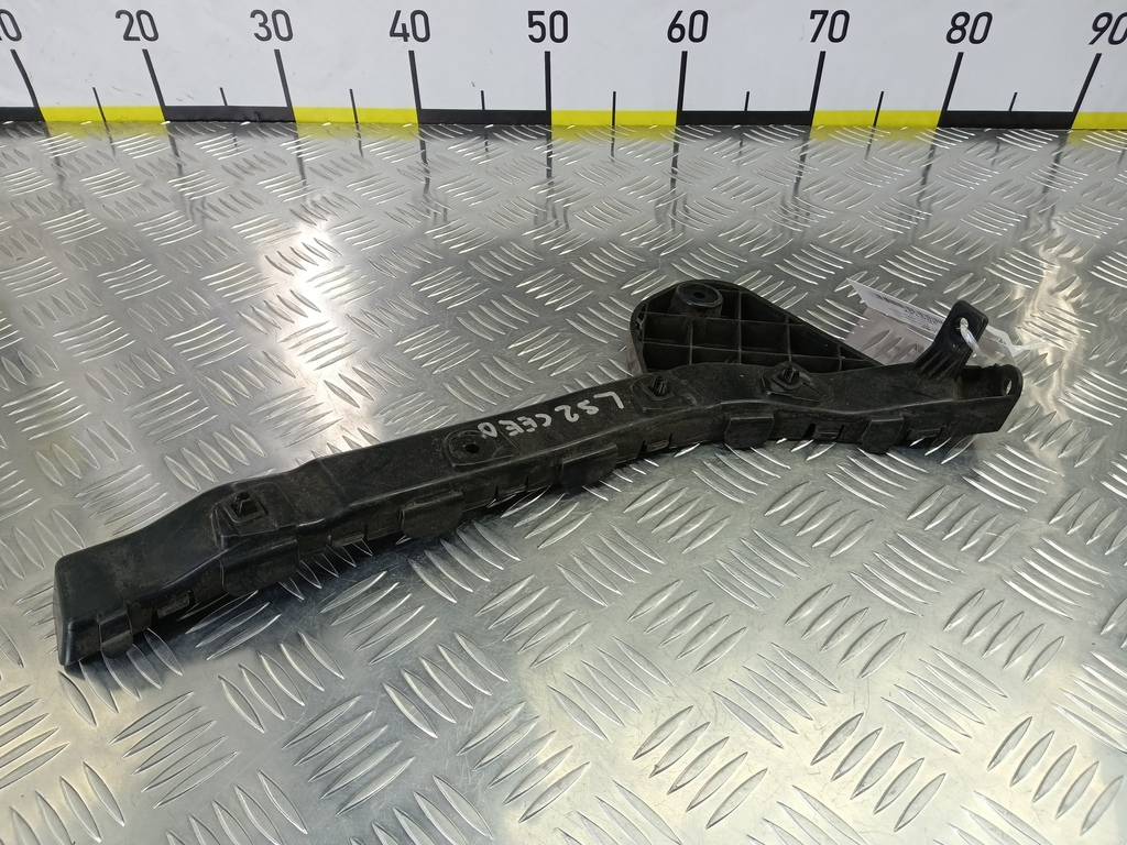 кронштейн бампера Kia Ceed  866131H100, 1780 рублей, Москва