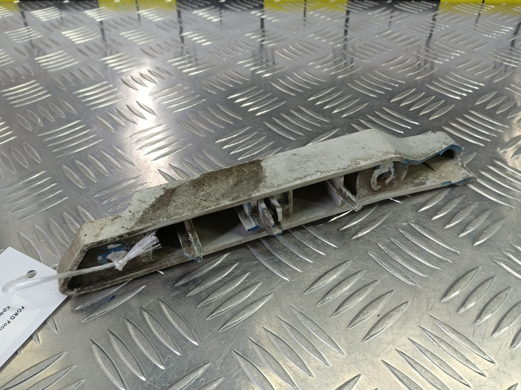 кронштейн бампера FORD Focus  1521605, 520 рублей, Москва