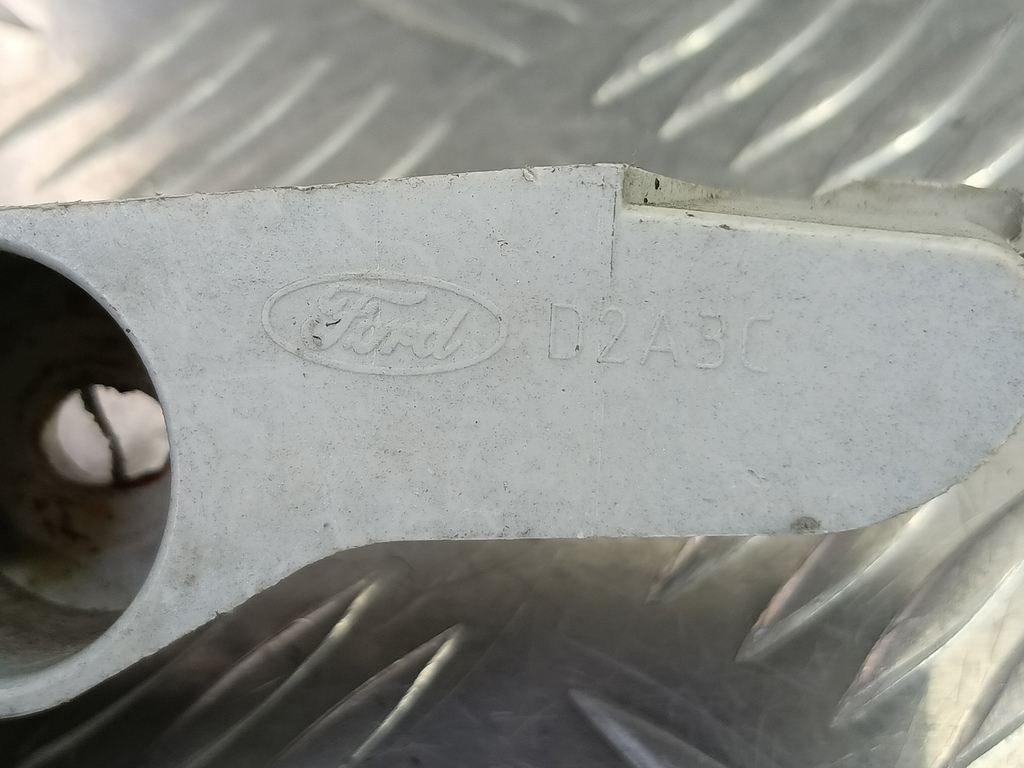 кронштейн бампера FORD Focus  1521605, 520 рублей, Москва