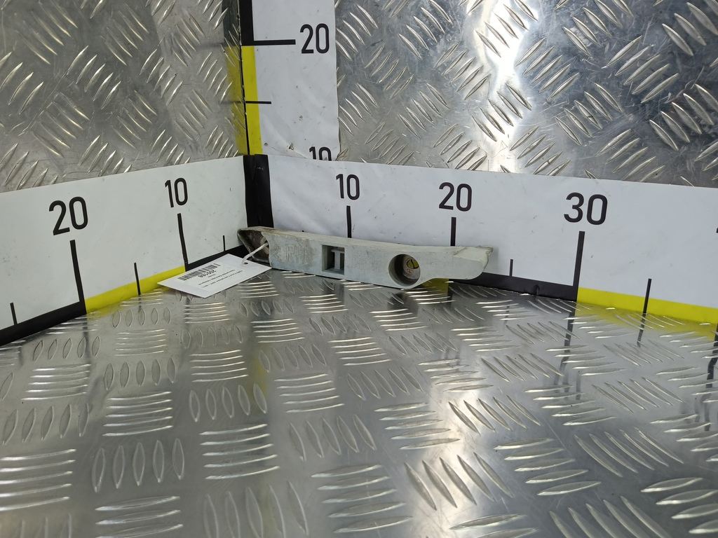 кронштейн бампера FORD Focus  1521605, 520 рублей, Москва